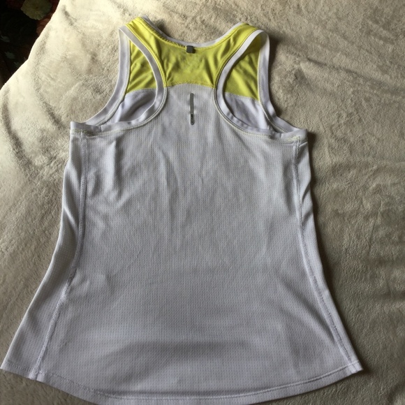 Nike Dri-fit tagless running racerback tank - Picture 6 of 8